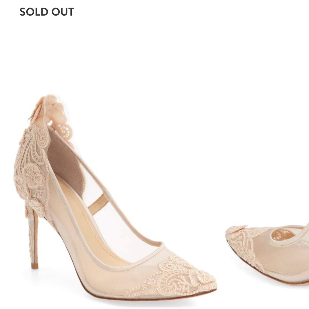 Ophelia pointy toe pump